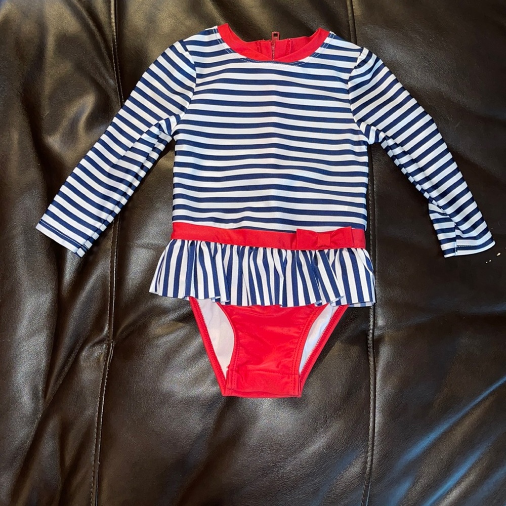 Cat & Jack swim suit size 18m EUC